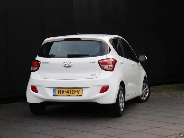 Hyundai i10 1.0i i-Motion Comfort 2016 Benzine 3