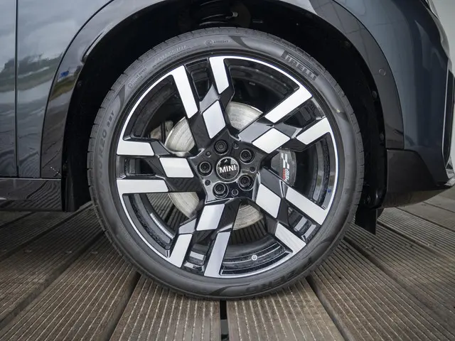 MINI Countryman C John Cooper Works XL 2026 Benzine 6