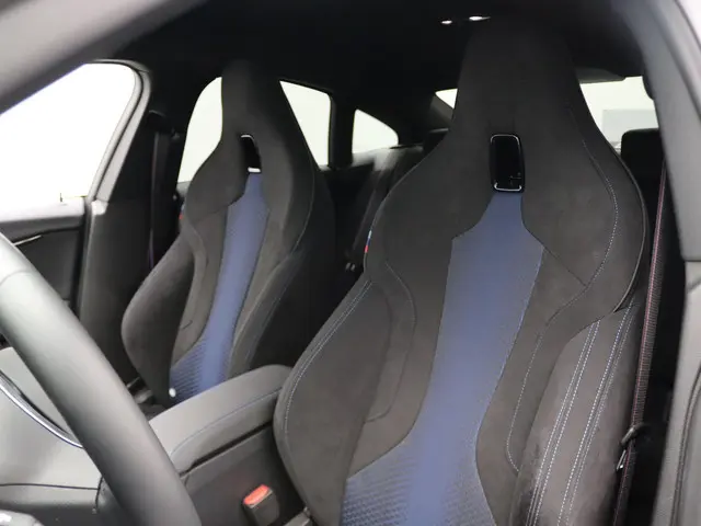 BMW 2 Serie Gran Coupé 218i 2022 Benzine 12
