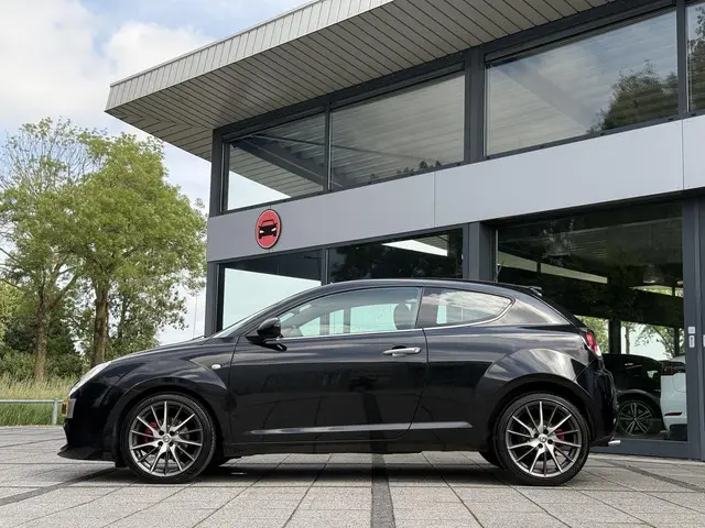 Alfa Romeo MiTo 3