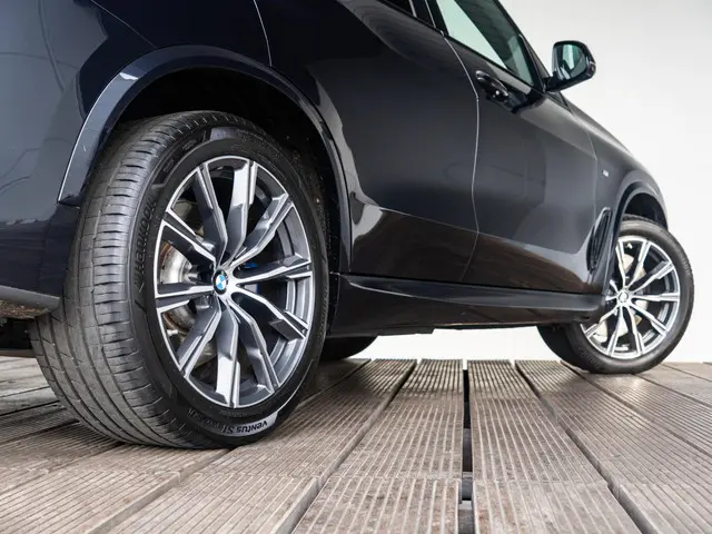 BMW X5 xDrive45e 2021 Hybride Benzine 46