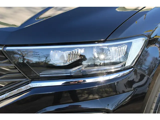 Volkswagen T-Roc 1.5 TSI Sport 2018 Benzine 21