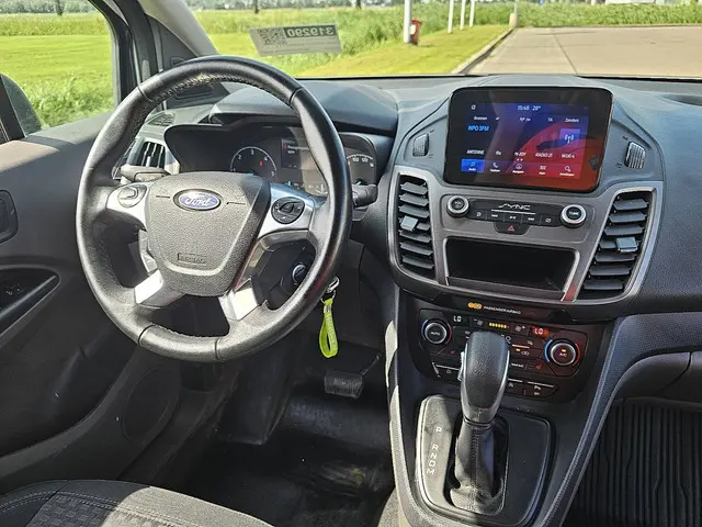 Ford Transit Connect 1.5 2022 Diesel 8