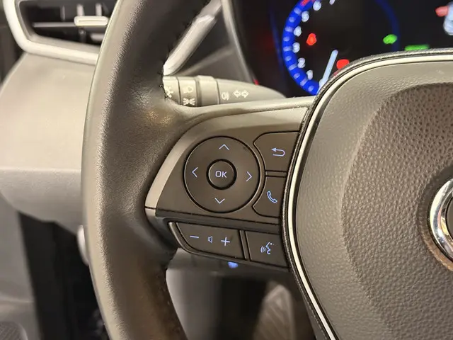 Toyota Corolla 1.8 Hybrid Dynamic 2021 Hybride Benzine 12