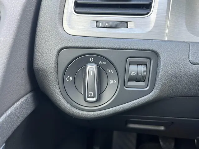 Volkswagen Golf 1.2 TSI Comfortline 2014 Benzine 38