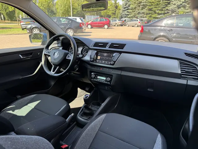 Škoda Fabia Combi 1.0 TSI Business Edition 2020 Benzine 6