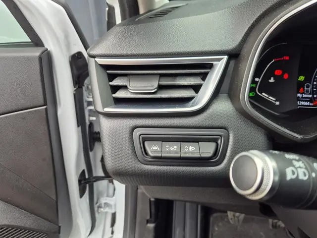 Renault Clio 1.0 TCe Intens 2021 Benzine 16