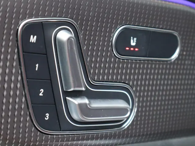 Mercedes-Benz EQA 250+ AMG Line 71 kWh 2023 Elektrisch 16