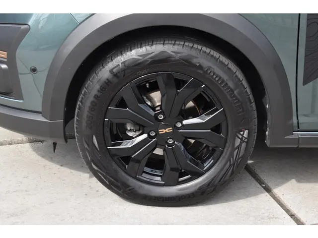Dacia Jogger TCe 100 ECO-G Extreme 2024 Benzine 8