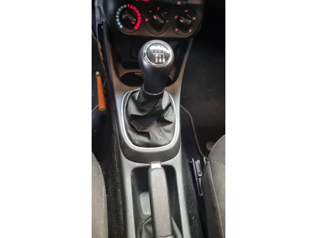 Opel Corsa 1.0 Turbo Business+ 2018 Benzine 21