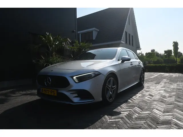Mercedes-Benz A-Klasse 200 Bns Sol. AMG 2018 Benzine 5