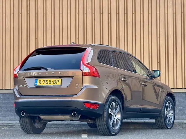 Volvo XC60 3.0 T6 AWD Summum 2012 Benzine 5