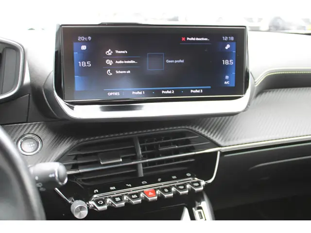 Peugeot 2008 1.2 PureTech GT-Line 2021 Benzine 23
