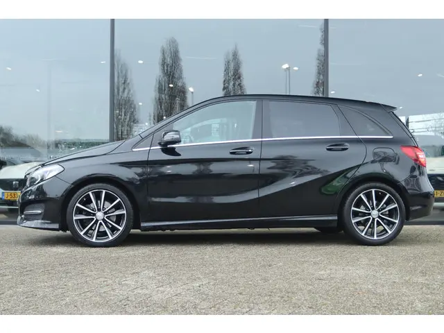 Mercedes-Benz B-Klasse 180 AMBITION 2016 Benzine 11