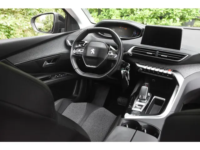 Peugeot 5008 1.6 GT PureTech Active 2017 Benzine 34