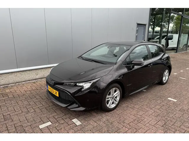 Toyota Corolla 1.8 Hybrid Active 2022 Hybride Benzine 4