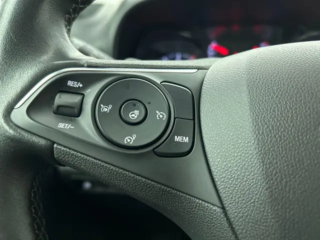 Opel Combo 1.5D L1H1 130pk Automaat Edition 2023 Diesel 6