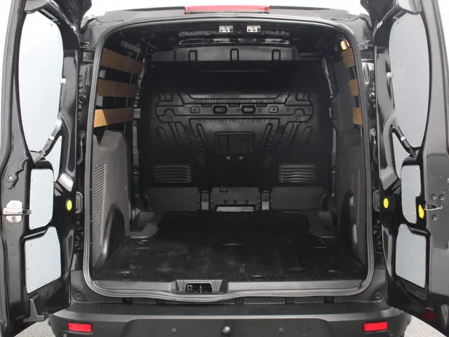 Ford Transit Connect 1.5 EcoBlue L2 Trend 2022 Diesel 26