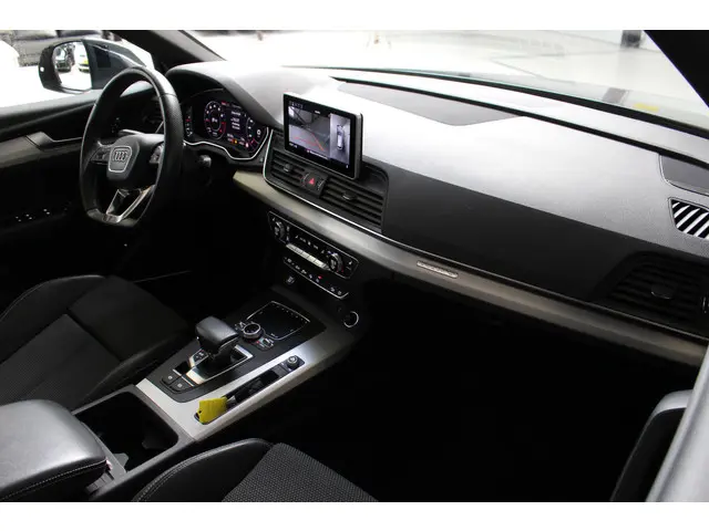 Audi Q5 45 TFSI 245PK Quattro S-Line 2019 Benzine 8