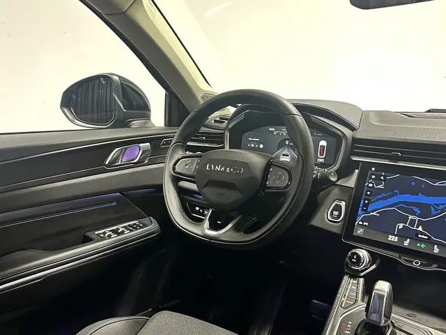 Lynk & Co 01 1.5 2023 Hybride Benzine 40