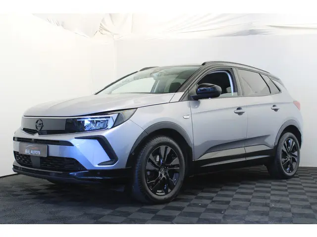 Opel Grandland 1.2 Turbo GS Line 2022 Benzine