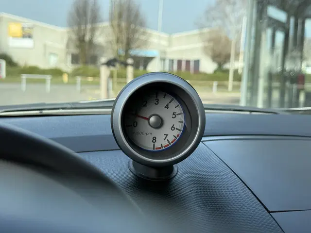 Suzuki Splash 1.2 Exclusive EASSS 2014 Benzine 25