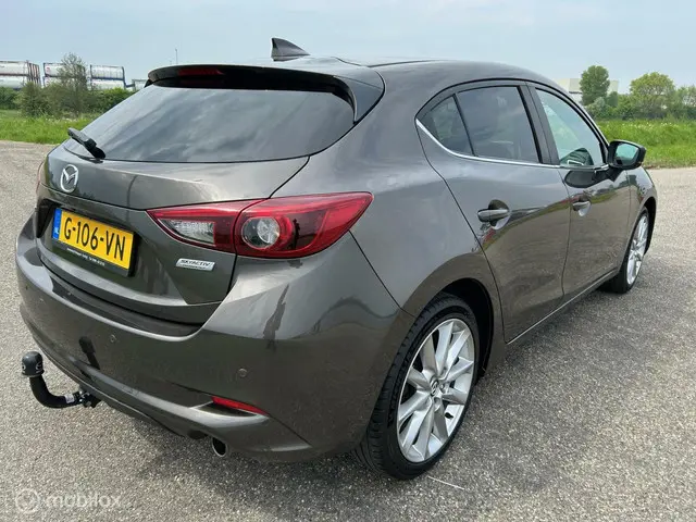 Mazda 3 2.0 SkyActiv-G 120 GT-M 2017 Benzine 6