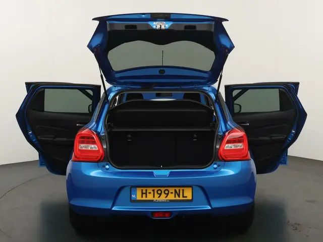 Suzuki Swift 1.2 Stijl Smart Hybrid 2020 Benzine 23