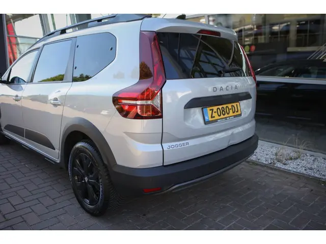 Dacia Jogger 1.0 TCe Extreme 7p. VERKOCHT 2022 Benzine 21