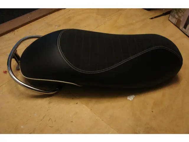 Vespa GTV 300 Sei Giorni LE 2019 Benzine 13