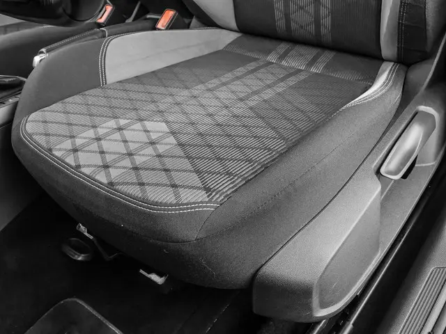 Volkswagen Taigo 1.0 TSI 115pk DSG R-Line 2024 Benzine 12