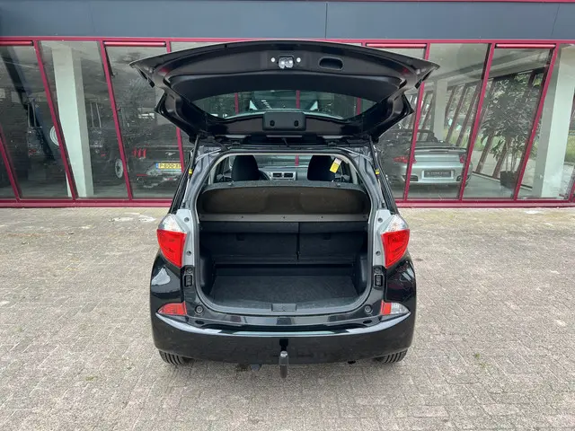 Toyota Verso-S 1.3 VVT-i Comfort 2012 Benzine 23