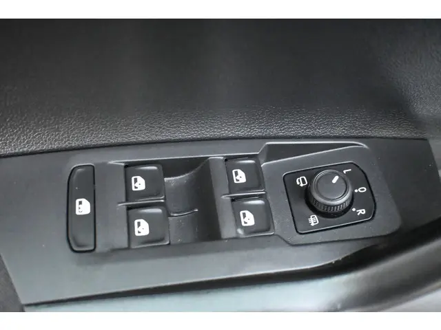 Volkswagen Polo 1.0 TSI Life 2023 Benzine 20