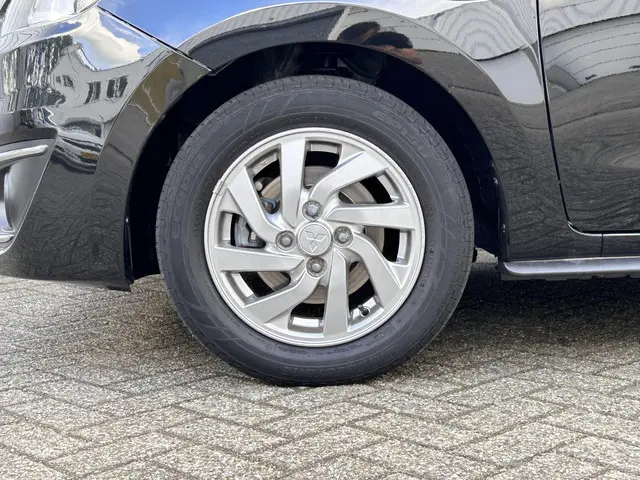Mitsubishi Space Star 1.0 Active 2019 Benzine 6