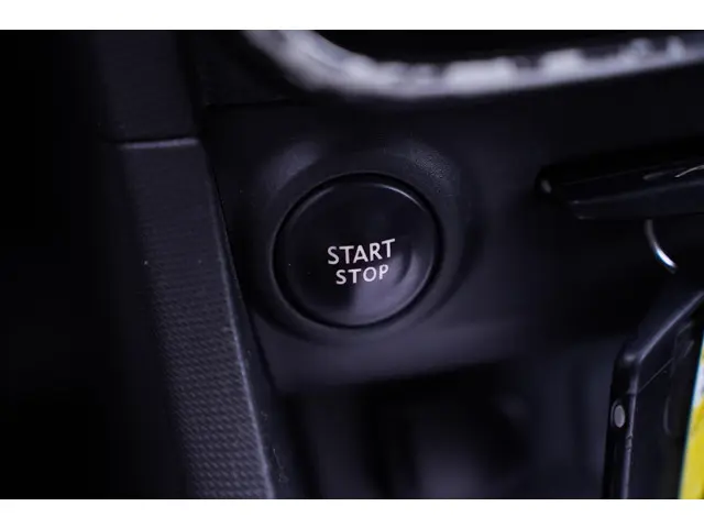 Renault Clio Estate 0.9 TCe Night&Day 2015 Benzine 49