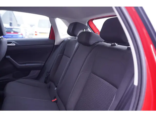 Volkswagen Polo 1.0 TSI Polo Comfortline 2019 Benzine 32