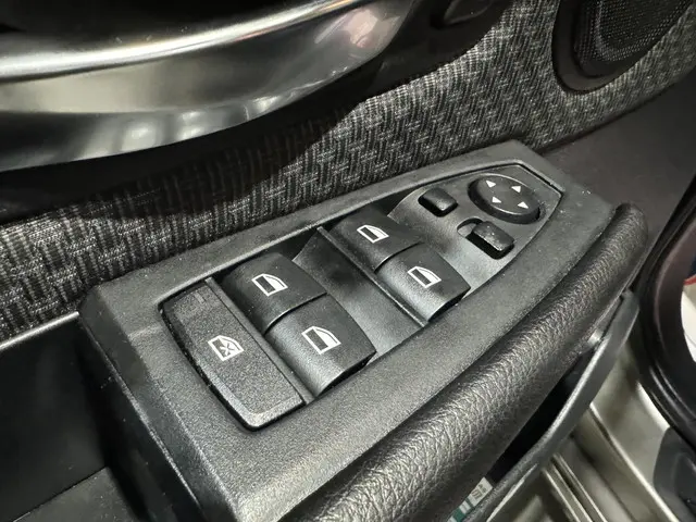 BMW 2 Serie Active Tourer 218i Business 2015 Benzine 17