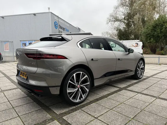 Jaguar I-PACE Aut. EV400 4WD HSE 90kWh 2018 Elektrisch 6