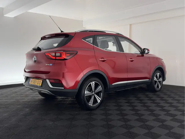 MG ZS EV Luxury 45 kWh [3-Fase] {SOH-100%} 2019 Elektrisch 6