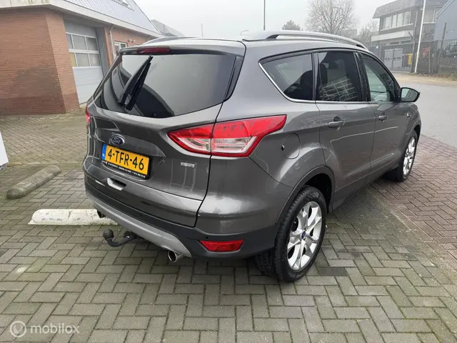 Ford Kuga 1.6 Titanium 2014 Benzine 5