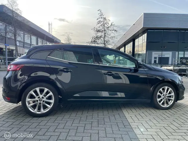 Renault Mégane 1.2 TCe Zen Led NAP NIEUWE APK 2016 Benzine 9