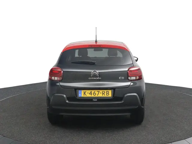 Citroën C3 1.2 PureTech S&S Shine zwart 2017 Benzine 6