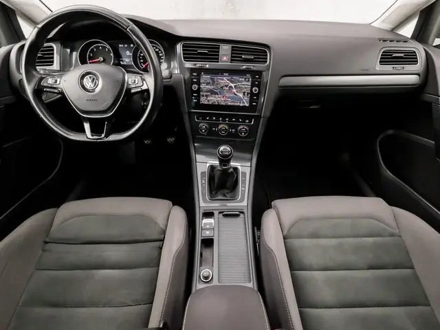 Volkswagen Golf 1.0 TSI Highline Sportline 2018 Benzine 6