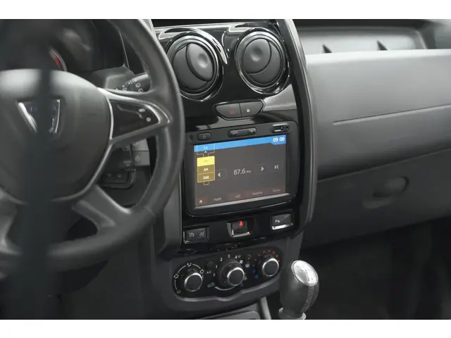 Dacia Duster TCe 120 4x2 Blackshadow 2017 Benzine 47