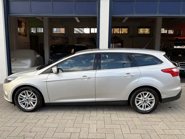 Ford Focus Wagon 1.0 EcoBoost Edition Plus 2014 Benzine 2