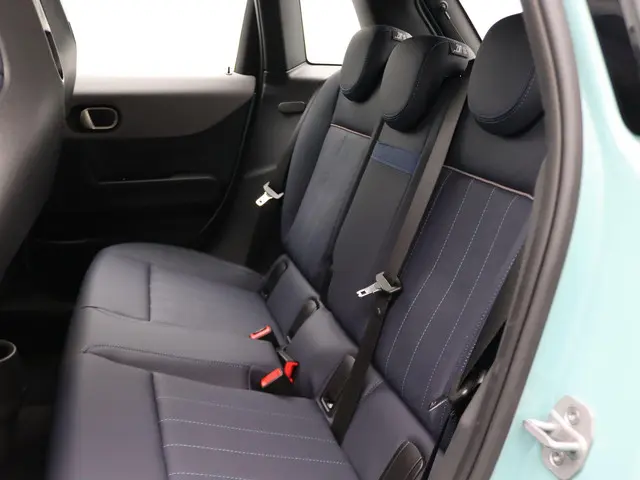 MINI 5-Deurs Cooper S 2025 Benzine 22