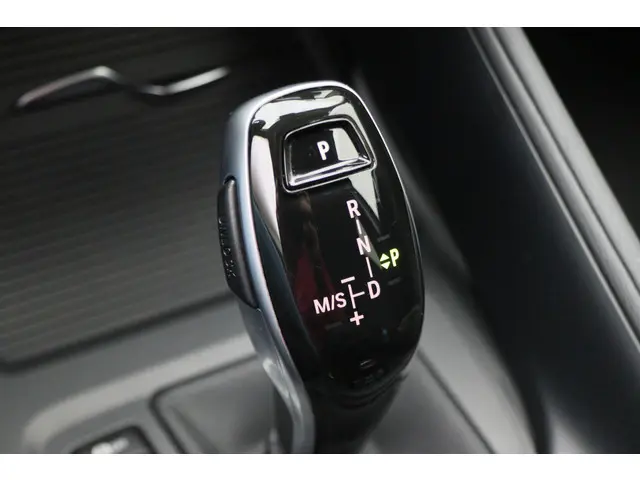 BMW X1 sDrive18i Executive Automaat 2020 Benzine 48