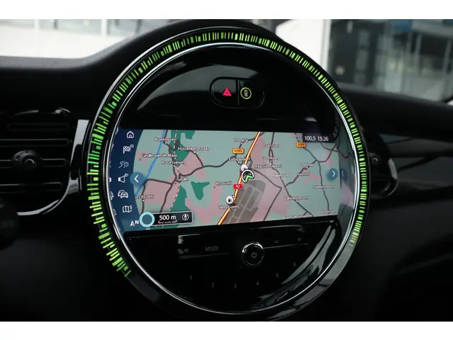 MINI 5-Deurs Cooper 2021 Benzine 20