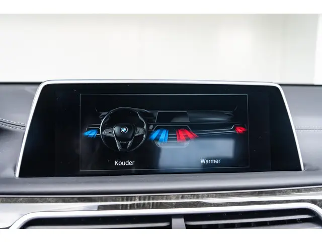 BMW 7 Serie Sedan 745e 2021 Hybride Benzine 15