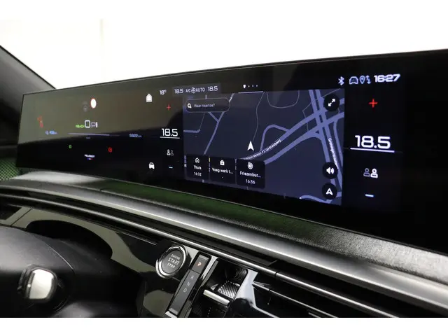 Peugeot e-3008 GT 73 kWh 2024 Elektrisch 35